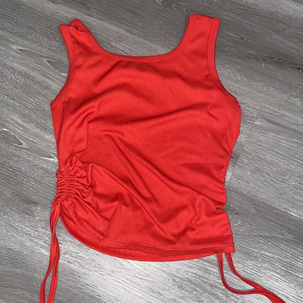 Small crop tops